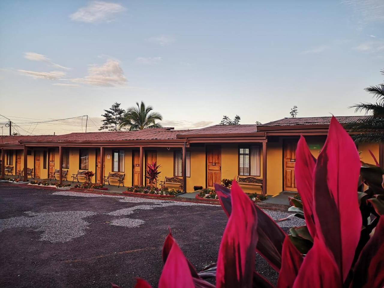 La Fortuna Hotel Destinos Arenal מראה חיצוני תמונה